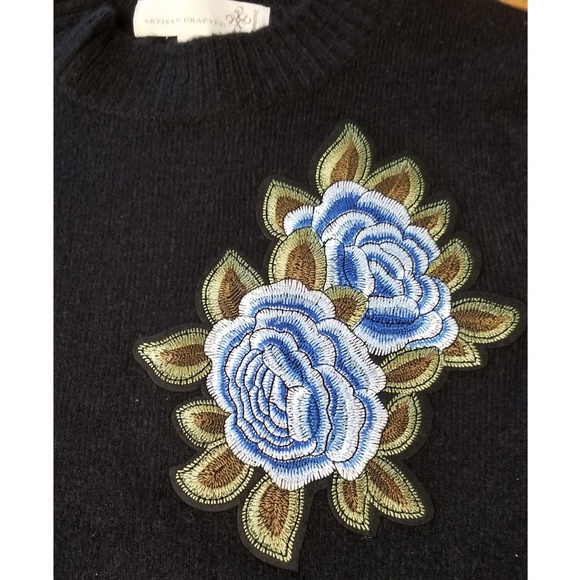 NWOT Artisan Crafted/Democracy Bell Sleeve Sweater - Picture 4 of 8